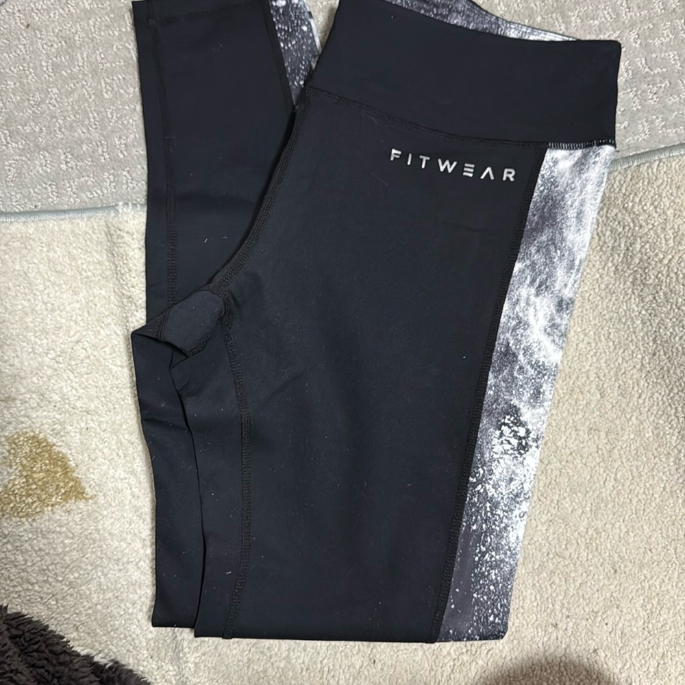 NWT Fit wear Leggings size 10